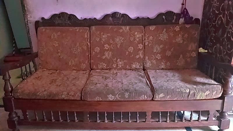 3 seater sofa  daimond ki gdiyan pure tali ka for sale 2