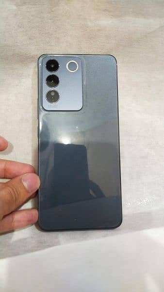 vivo v 27e 3