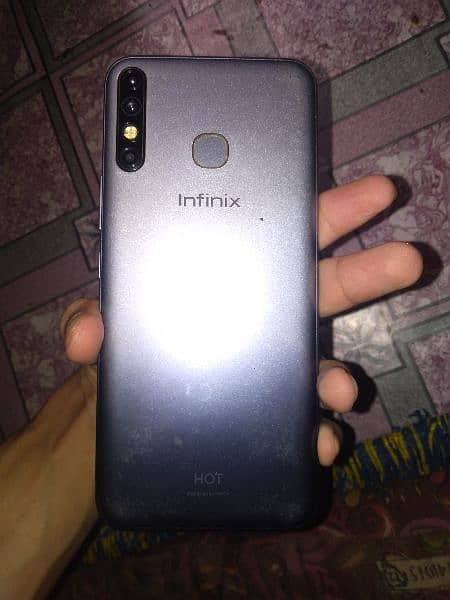 infinix hot 8 4/64 4