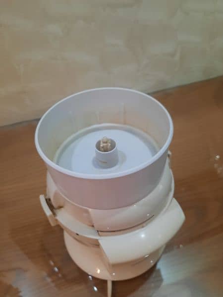 Multi functional Electric food Chopper 4