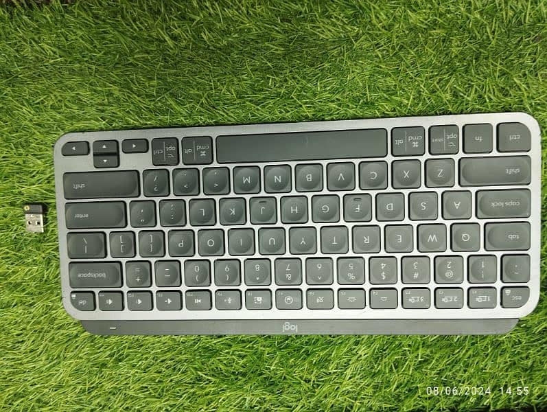 Logitech mx keys mini with usb receiver Bluetooth wireless keyboard 2