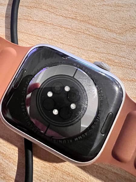 Apple watch series 8 45mm cellular starlight edition 1