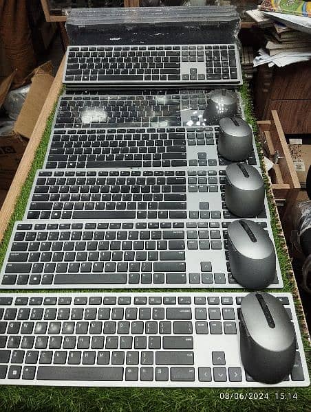 Dell multi davice pair km7321w combo keyboard and mouse 1