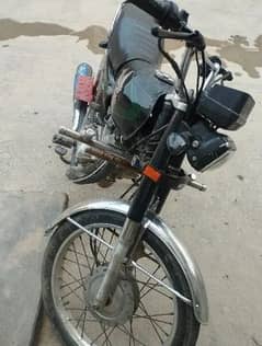 honda 125 2014 for argent sale.         03316027723. WhatsApp numbr