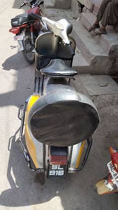 Vespa asprent modal 71