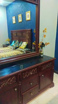 double bed set with quality wooden