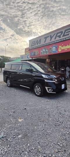 Toyota Vellfire  2016 0