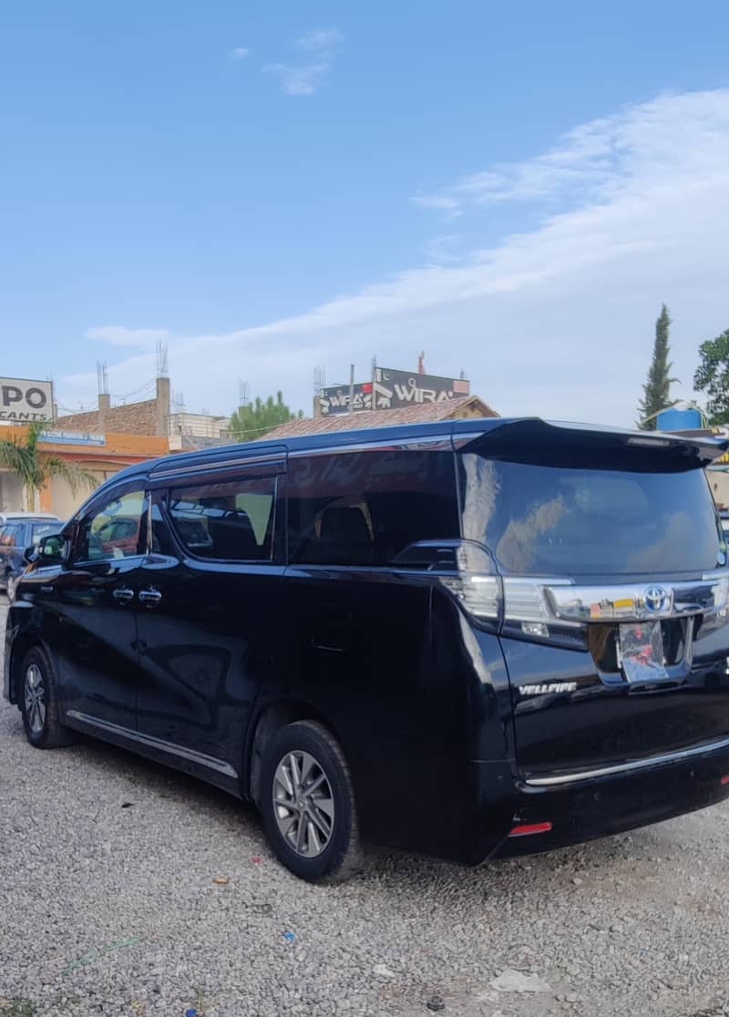 Toyota Vellfire  2016 8