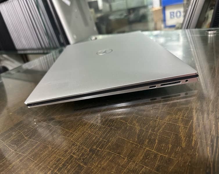 Dell xps 15 9500 1