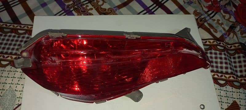 toyota yaris rear bumper light 1