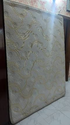 QUEEN MATTRESS FOR SALE