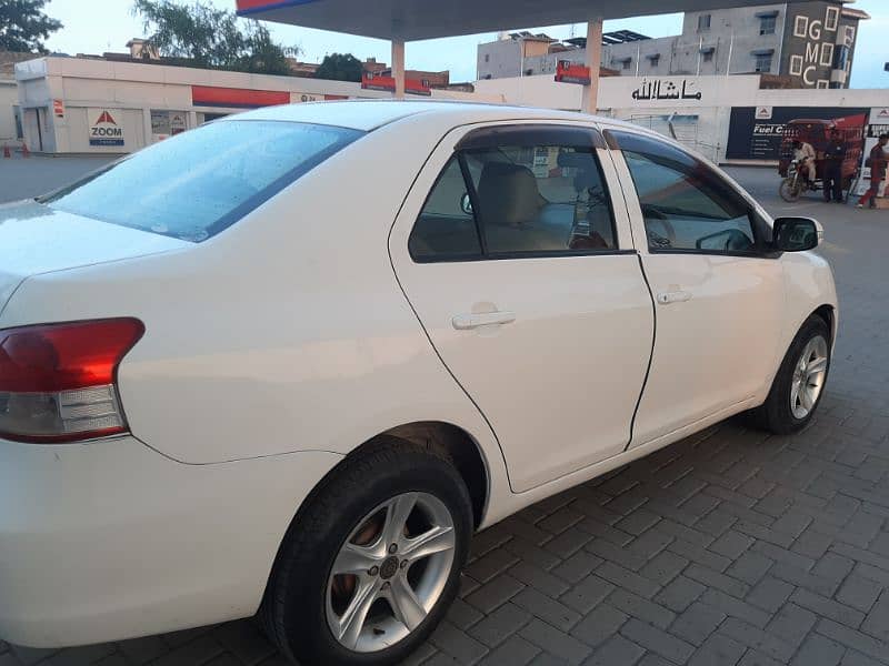 Toyota Belta 2009 4