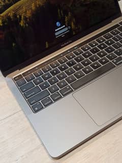 MacBook Pro M1 13inches | 8GB 512GB | 90%+ battery Health + Bag