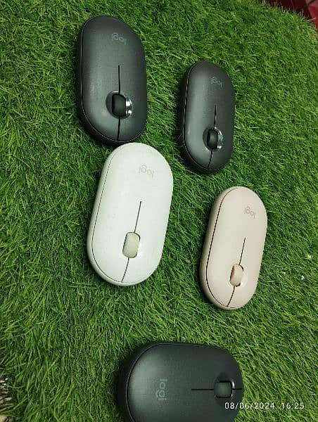 Logitech pebble mouse M350 mouse wireless Bluetooth 2