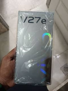 vivo v 27 e With box and original Charger . .