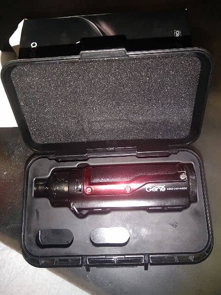 argus pro vape is available 9.5/10 condition 2