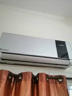 dawnlance 1 ton ac perfect working condition
