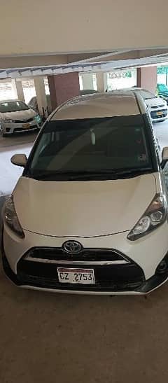 Toyota Sienta 2016