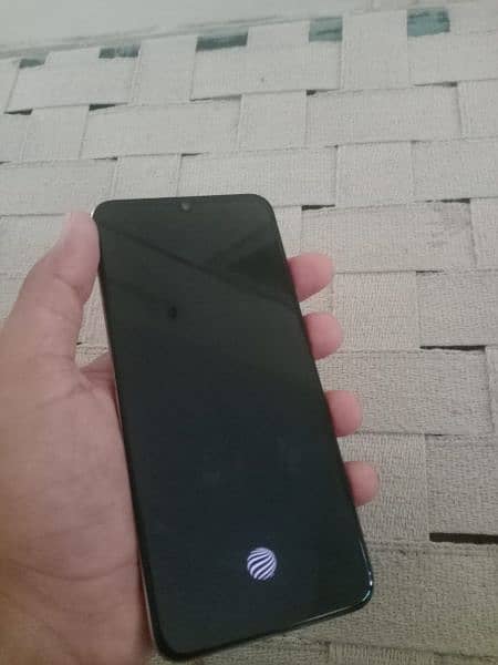 Vivo v23e Lush condition 5