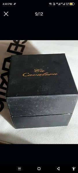 La cavalera men's watch it's original came from saudi Arabia 8