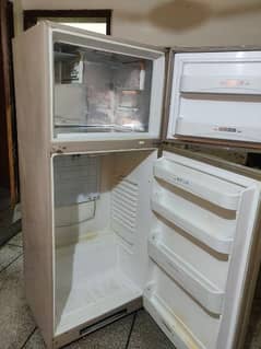 full/large size dawlance fridge/freg/frig/frij 0