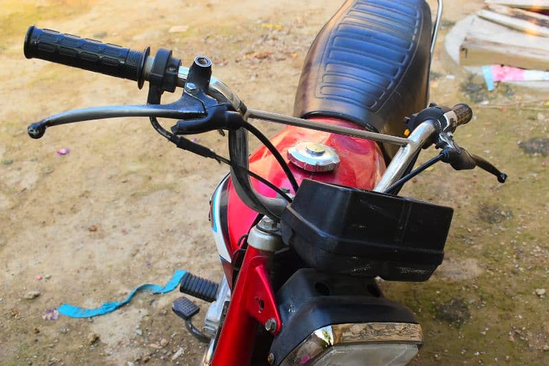 honda 125 2015 model lahore num 5