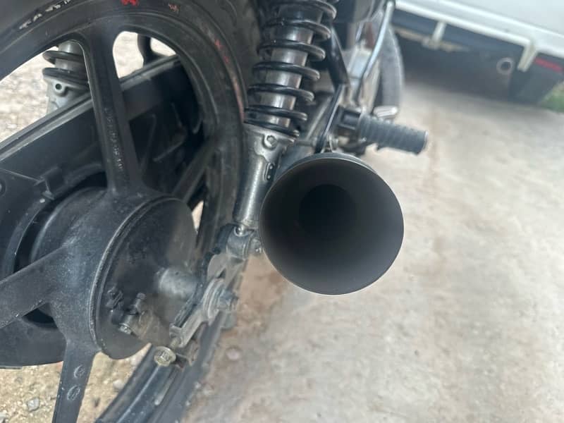 HKS exhaust with pipe 4