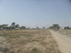 120 sq yrd plot for sale in saadi garden vip block 3 E/OPEN