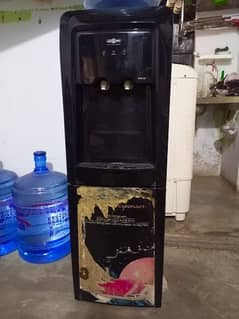 nasgas water dispenser for sale in mint condition