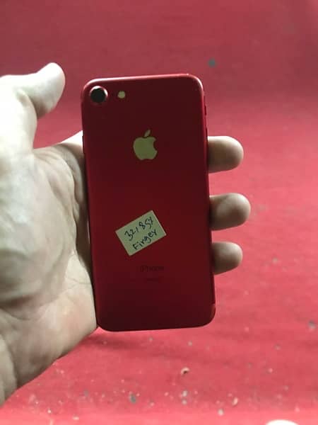 iphone 7 32gb Bypass stock available total geniune phone 3