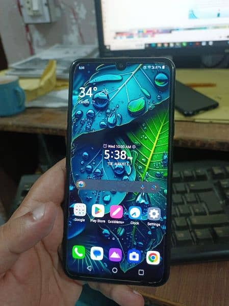 LG G8X Dual Sim 2