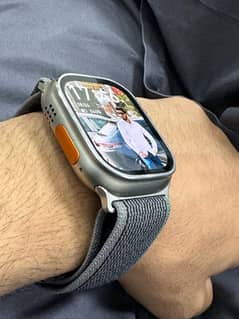 best quality mobile watch ultra  premium quality 10/10 condition .