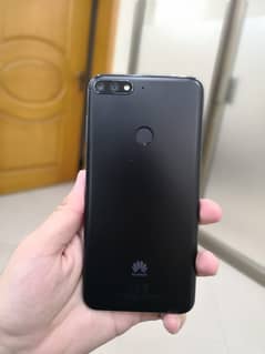 Huawei y7 2018 32 gb 3 gb ram good condition