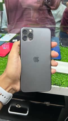 iphone 11 pro max PTA APPROVED