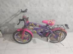 girls bicycle in condition 10/9 pink colour 03153527084