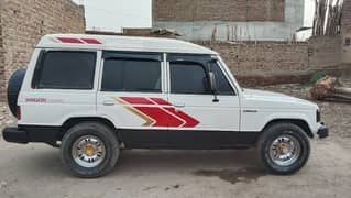 Mitsubishi Pajero 1989