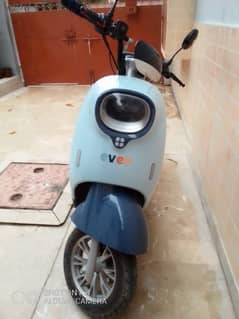 evee nisa electric scooter