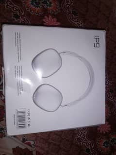 p9 headphones wireless