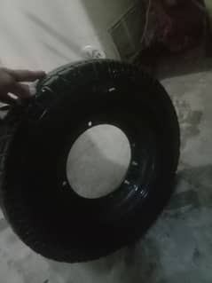 stapny for rickshaw tyre Rp 10