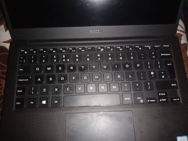 Dell Xps laptop 8