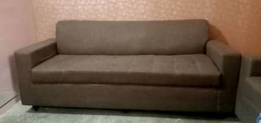 selling sofa set 7 seater