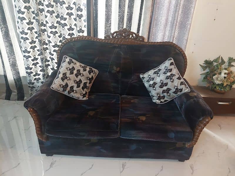 2 seater sofa 0