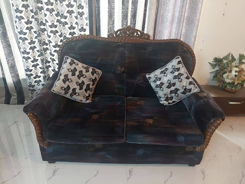 2 seater sofa 1