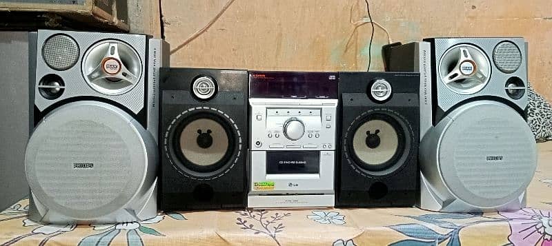 lg mini sound system very good n loud sound good bass quality 14