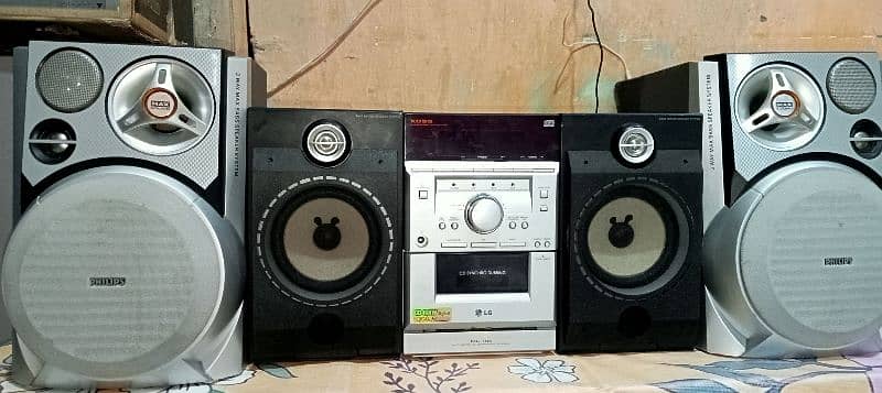 lg mini sound system very good n loud sound good bass quality 15