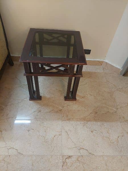 1 centre table and 2 side tables wooden 1