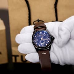 SLEEK BROWN LEATHER WATCH WITH BLUE DIAL