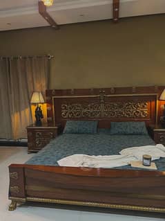 Gourmet Furniture Sheesham Bed set