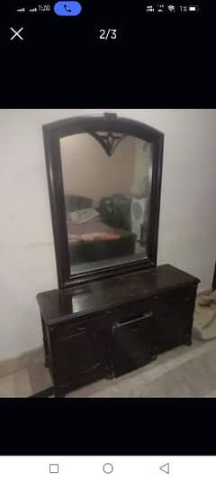 dressing table