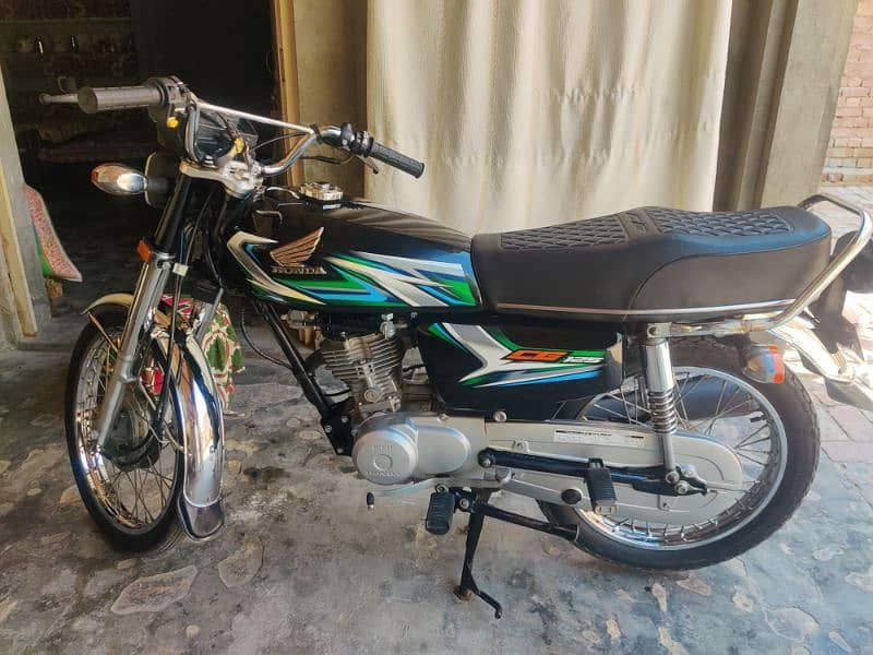 Honda 125 model 22/23 1